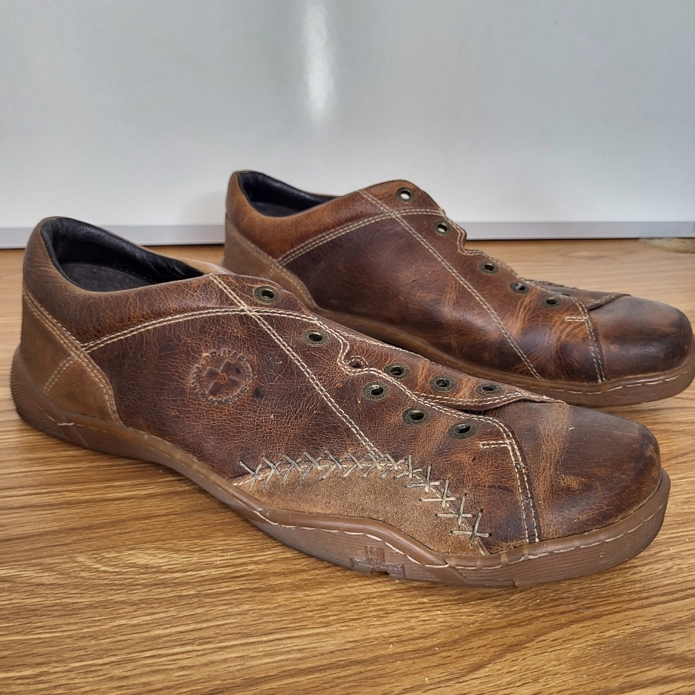 VTG Dr. Martens Flats Men Leather Patch Y2k RARE Lace Sneakers Size 13